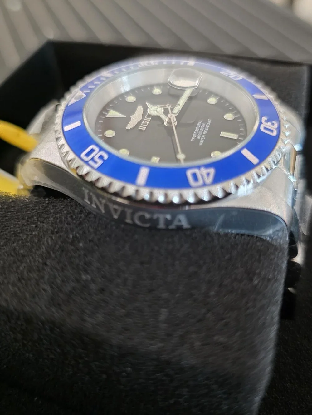 354. Invicta Pro Diver Calymar Men's Watch - 40mm. Steel (50940)